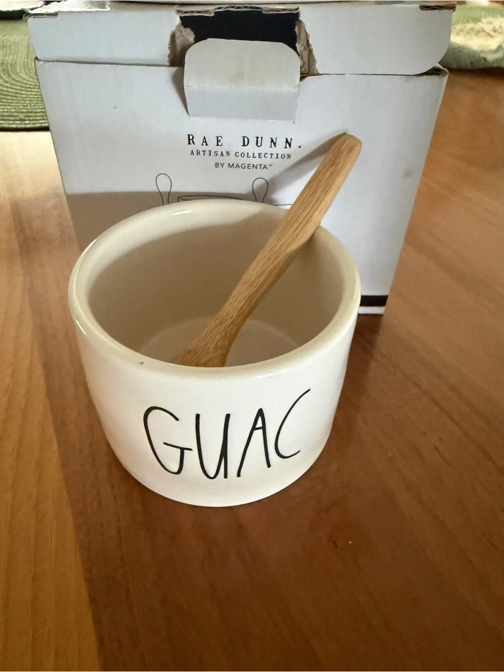 Rae Dunn Salsa and guac set